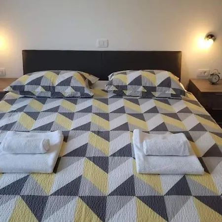 Apartma Uhanje Pri Bozicevih * Ajdovščina