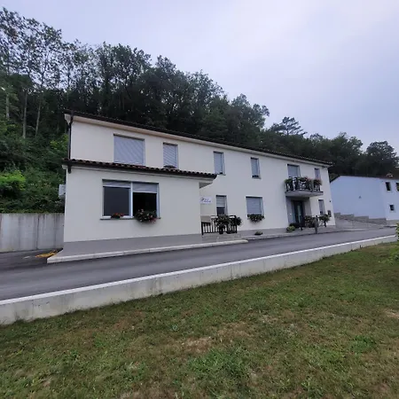 Apartma Uhanje Pri Bozicevih Apartment Ajdovščina
