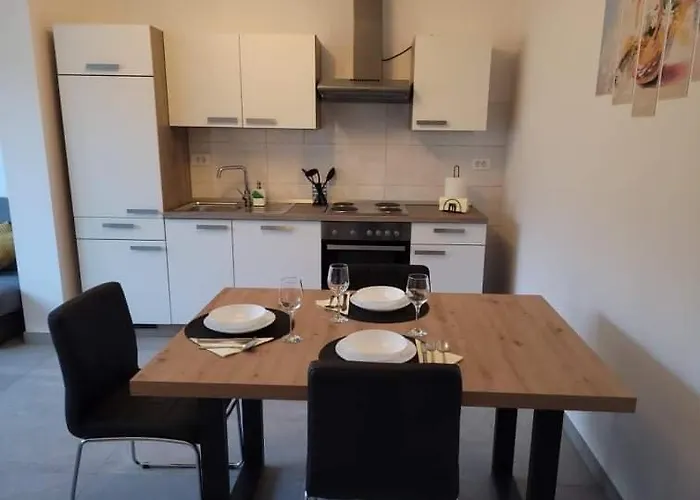 Apartma Uhanje Pri Bozicevih